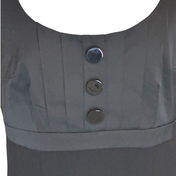 H&M Black Sleeveless Sheath Dress Buttons Vintage Vibes Size 8 Work Party Event - Picture 8 of 8